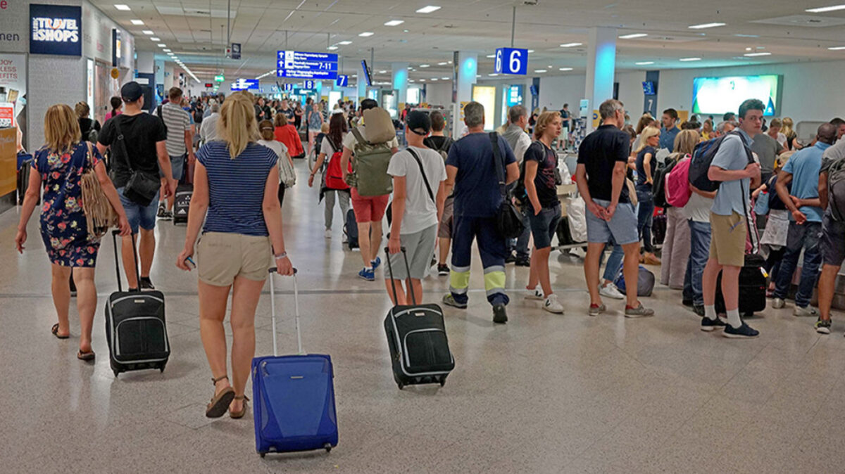 Τουρισμός για Όλους 2026: Μέσα στον Απρίλιο ανοίγει η πλατφόρμα – Τα ποσά και οι δικαιούχοι