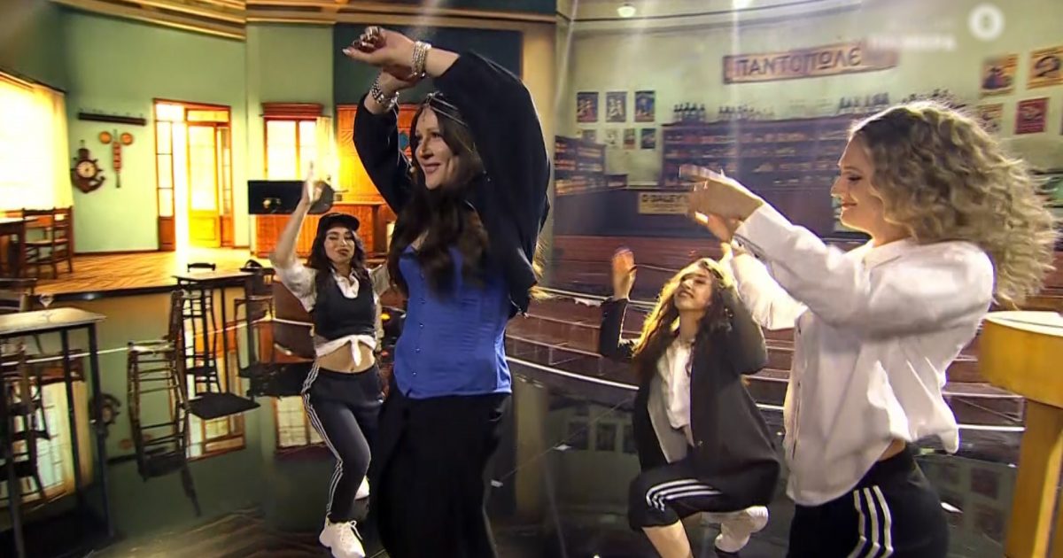 YFSF: Ο Παναγιώτης Ραφαηλίδης σε αδιανόητη εμφάνιση ως Ρία Ελληνίδου