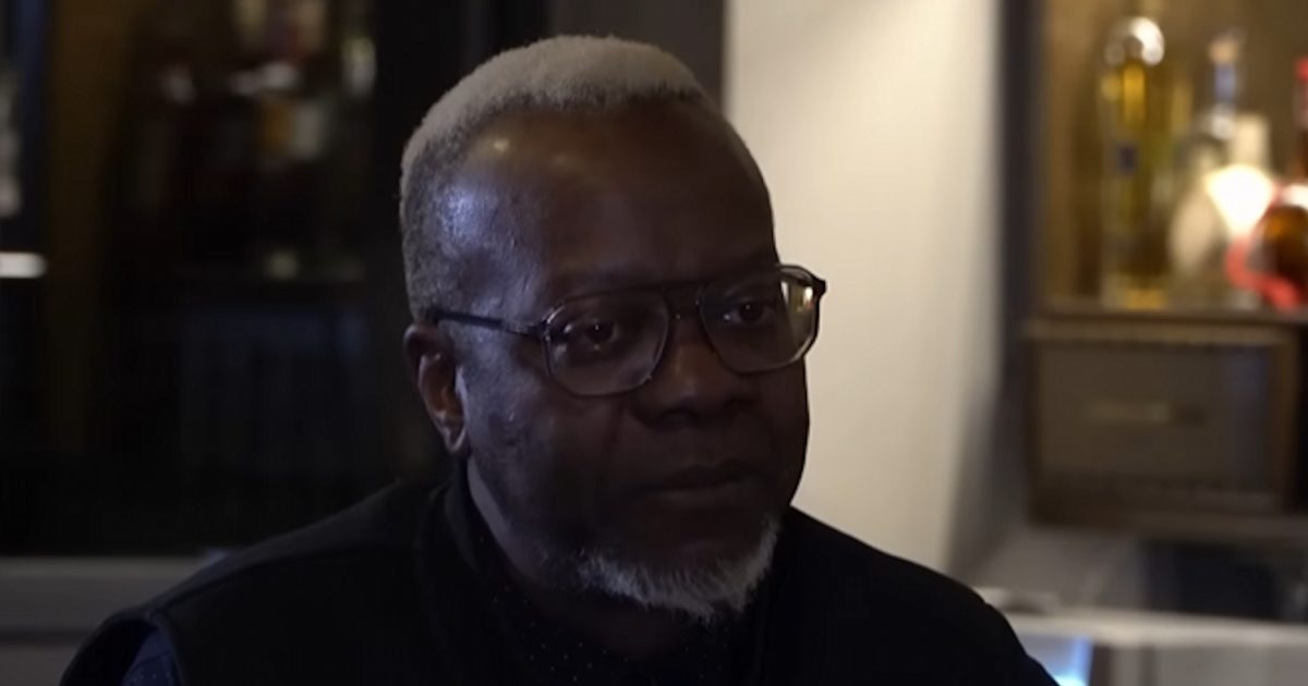 Zeraw: «Έχω βιώσει ρατσισμό στην Ελλάδα, δεν μπορούσα να νοικιάσω σπίτι επειδή είμαι μαύρος»