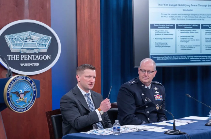 ΗΠΑ: Ο στρατηγός Κέιν κατηγορεί τον Πούτιν ότι βοήθησε το Ιράν