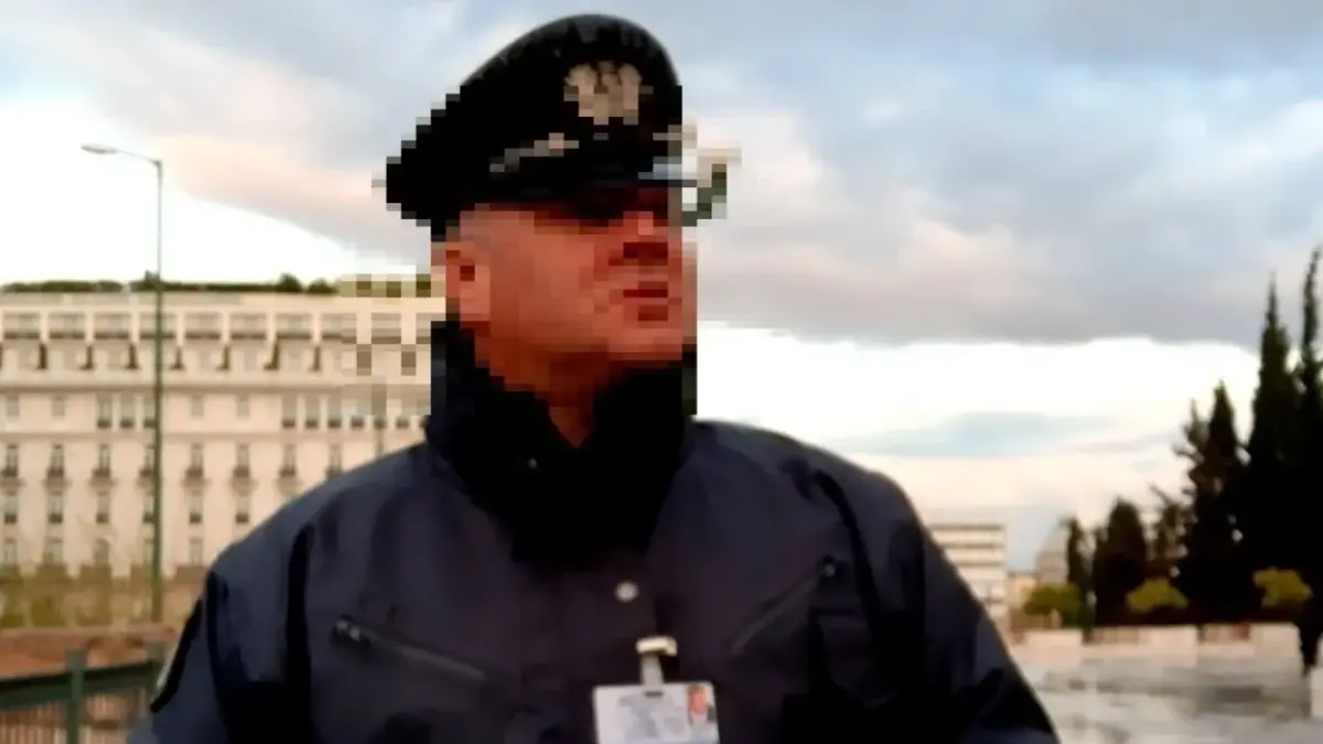 «Μας χτυπούσε με γκλομπ»: Τετράκις ισόβια στον αστυνομικό. Αθώα η μητέρα