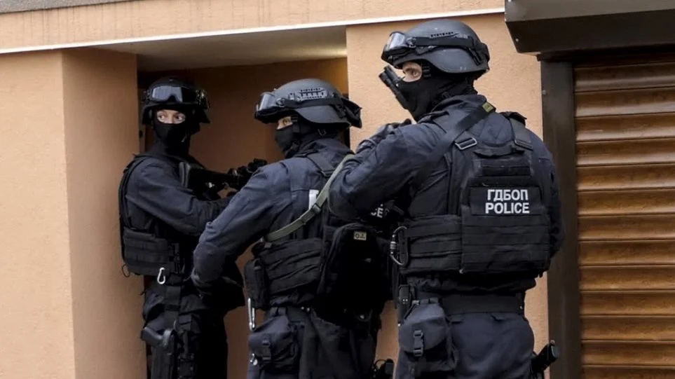 Σεΐχης στα δεσμά: Εγγονός του ηγέτη των ΗΑΕ συλλαμβάνεται στη Σόφια