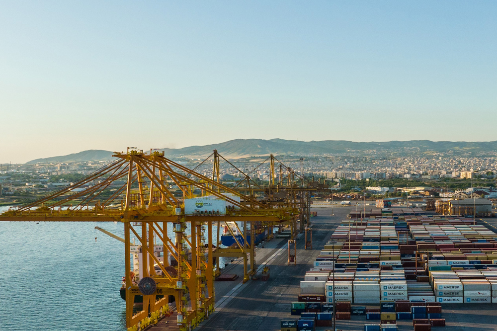 900 κιλά κοκαΐνης μέσα σε σακούλες ζάχαρης και η  ψεύτικη εταιρεία «Hino da Terra»