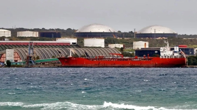 Εν μέσω στρατιωτικών απειλών Τραμπ: Η Ρωσία στέλνει δεύτερη αποστολή πετρελαίου στην Κούβα μέσα σε έναν μήνα