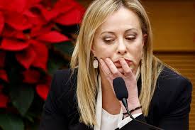 Ιταλία: Η αντιπολίτευση καταλαμβάνει κυβερνητικά έδρανα στη Βουλή