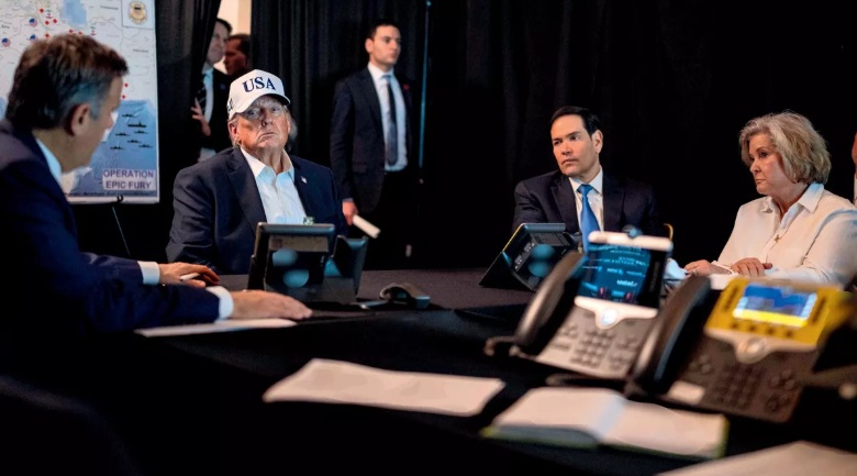 Ιράν: Ποιοι σύμβουλοι επηρέασαν Τραμπ. Οι «κερδισμένοι» του παρασκηνίου