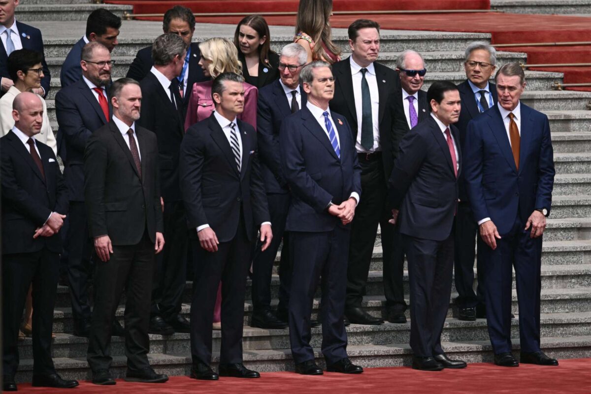 H dream team της αμερικανικής τεχνολογίας συνοδεύει τον Τραμπ στο Πεκίνο – Τα μικροτσιπ και οι «ακόλουθοι» του Μασκ