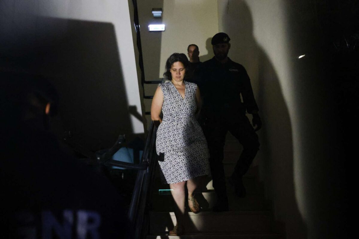 Πορτογαλία: Προφυλακίστηκε η μητέρα που εγκατέλειψε τα δύο παιδιά της στον δρόμο