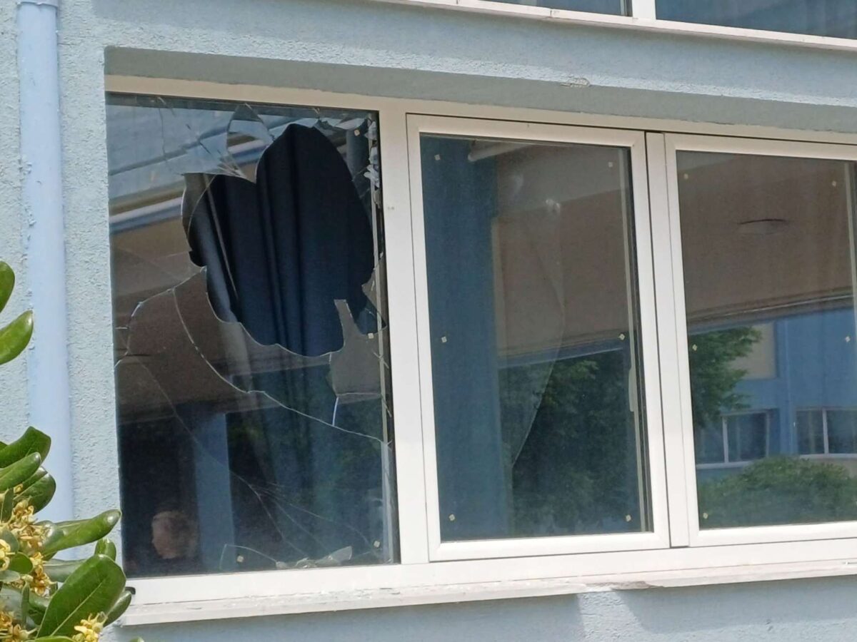 Απίστευτοι βανδαλισμοί σε σχολεία της Λάρισας