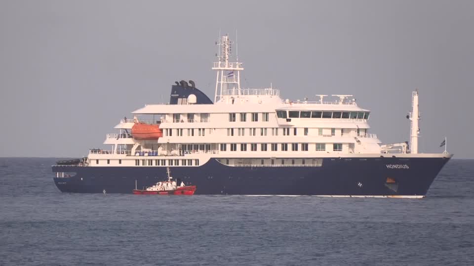 Προορισμός τα Κανάρια Νησιά για το μολυσμένο κρουαζιερόπλοιο παρά τις αντιδράσεις – Τρεις ασθενείς με χανταϊό μεταφέρονται στην Ολλανδία