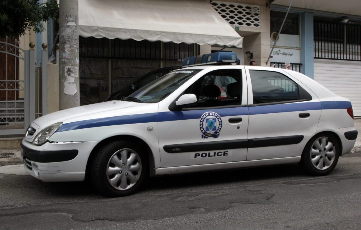 Πετρούπολη: Σύλληψη 34χρονου για έκθεση ανηλίκων σε κίνδυνο – Είχε αφήσει τα παιδιά αφύλακτα στον δρόμο