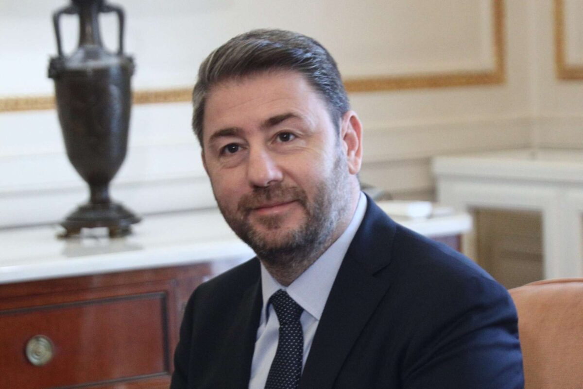 Προτάσεις Ανδρουλάκη για την ενίσχυση των γυναικών στην εργασία με αφορμή τη Γιορτή της Μητέρας