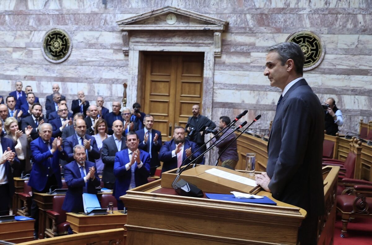 Κοινοβουλευτική ομάδα της ΝΔ: Χαμηλά η μπάλα από τους γαλάζιους στην κριτική