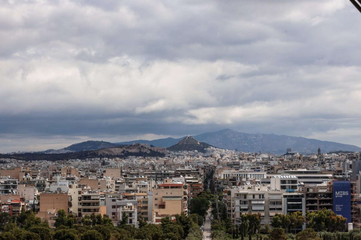 Σε τροχιά ανόδου ενοίκια και οικοδομικά υλικά – Έρχεται το «Ανακαινίζω» για 20.000 κλειστά σπίτια