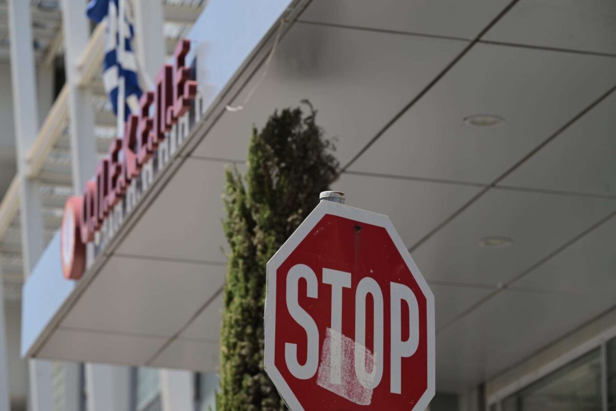 «Σαφάρι» του ελληνικού FBI: Συνελήφθησαν στην Αθήνα οι εγκέφαλοι – 39 μέλη του κυκλώματος ΟΠΕΚΕΠΕ σε χειροπέδες