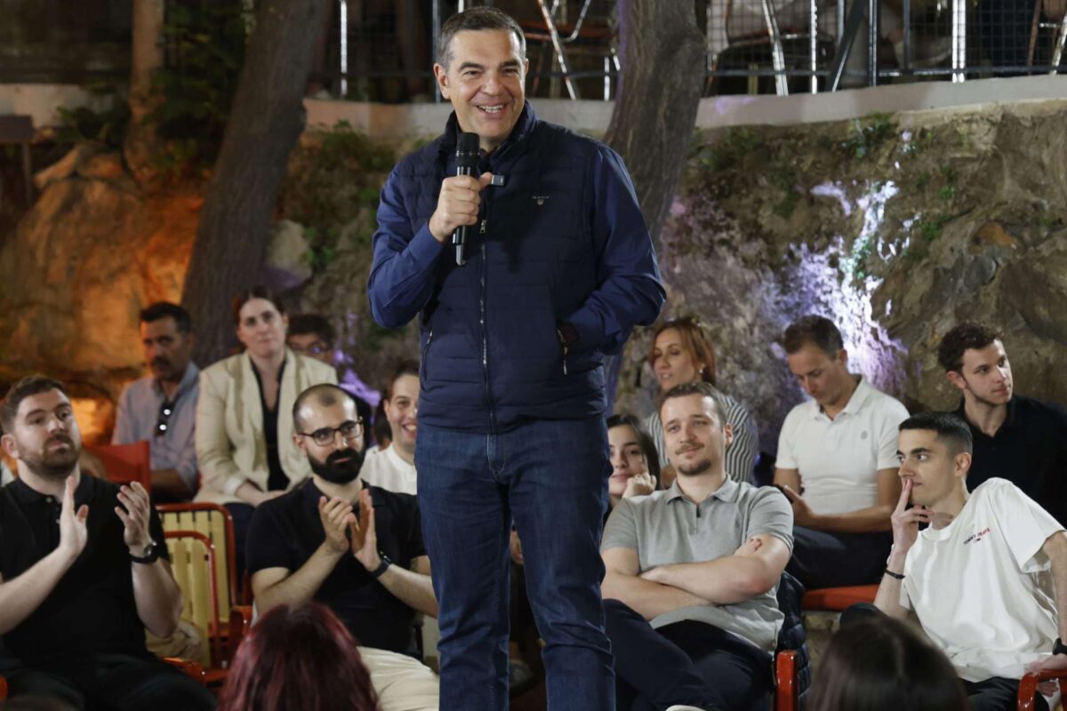 Απόψε τα αποκαλυπτήρια του κόμματος Τσίπρα – Έντονη κινητικότητα στην κεντροαριστερά, σε αναβρασμό η Κουμουνδούρου