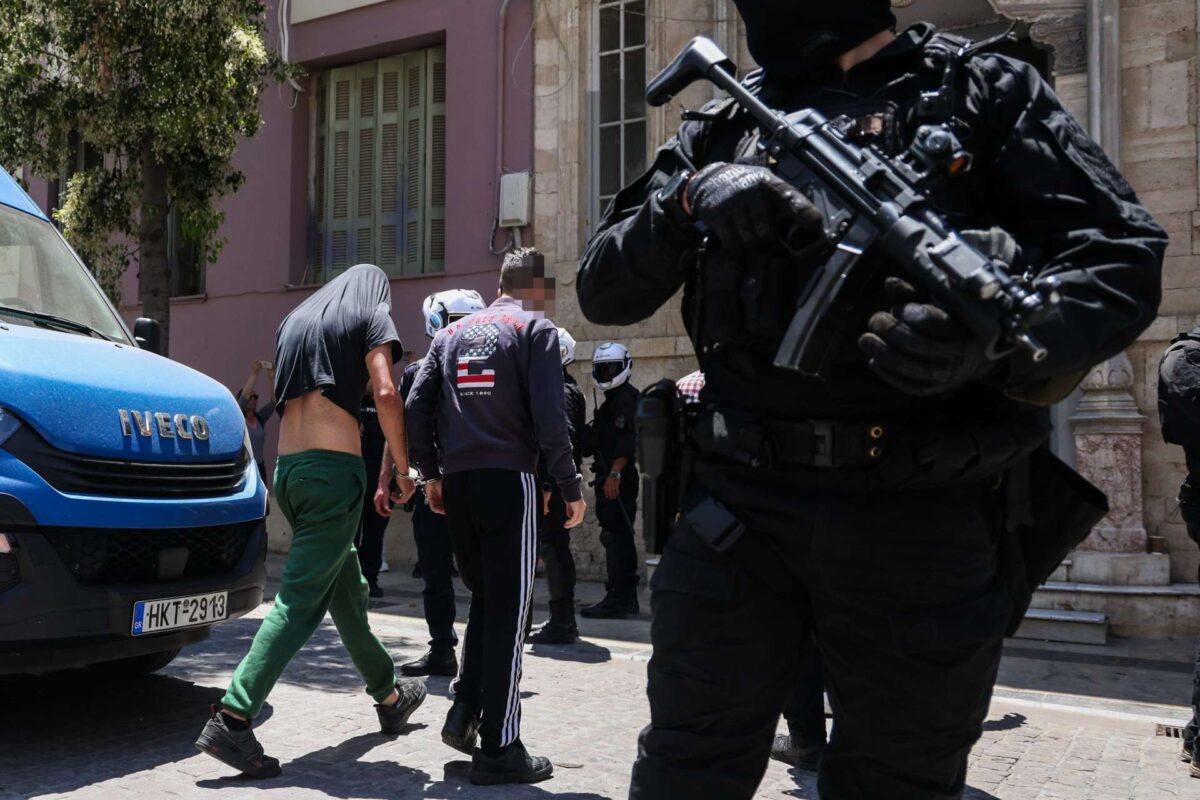 Δημογλίδου για τις συλλήψεις στην Κρήτη: Κάθε επιχείρηση δίνει νέα στοιχεία για την εξιχνίαση επόμενων υποθέσεων