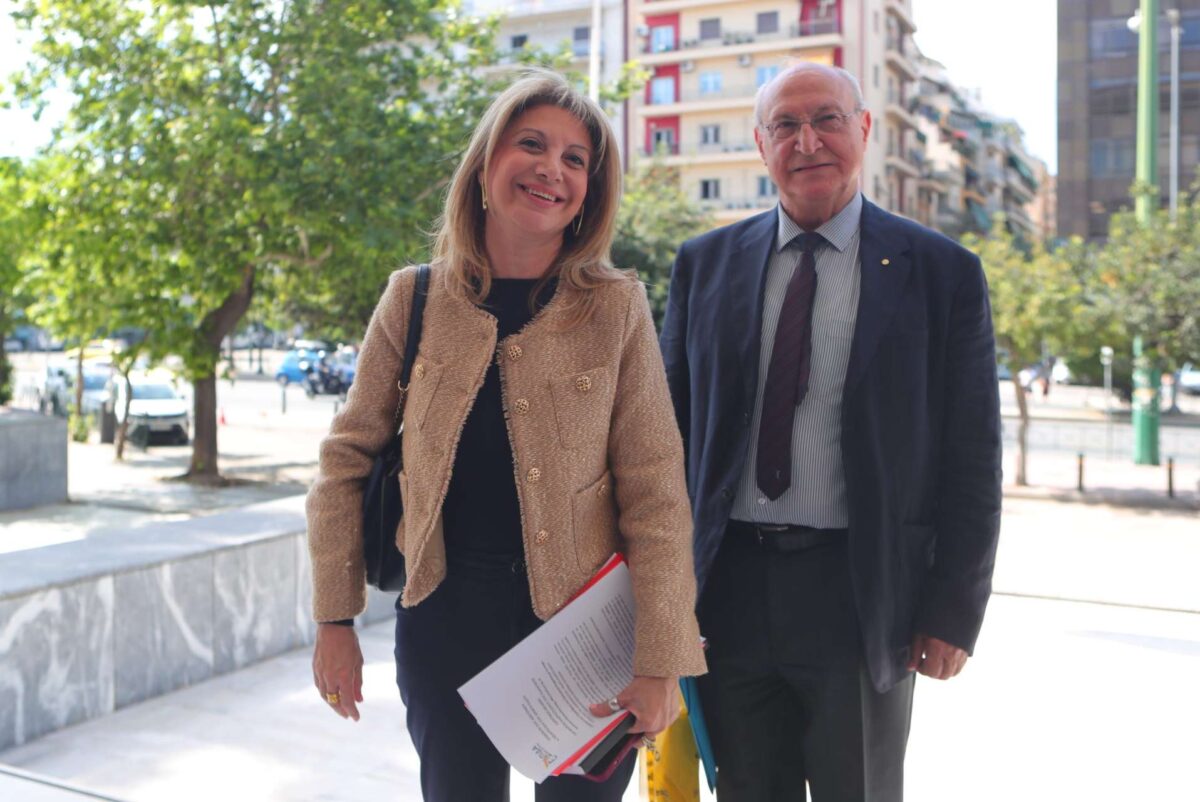 «Δημιουργηθήκαμε για να μετουσιώσουμε την ανάγκη για αλλαγή σε πράξη»: Κατέθεσε η Καρυστιανού την ιδρυτική διακήρυξη του κόμματός της «Ελπίδα για τη Δημοκρατία»