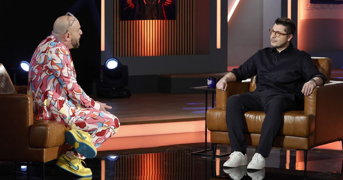 Λάμπρος Κωνσταντάρας: «Οι παύσεις μιλάνε μερικές φορές… πιστεύω στο ισχύς εν τη ενώσει»