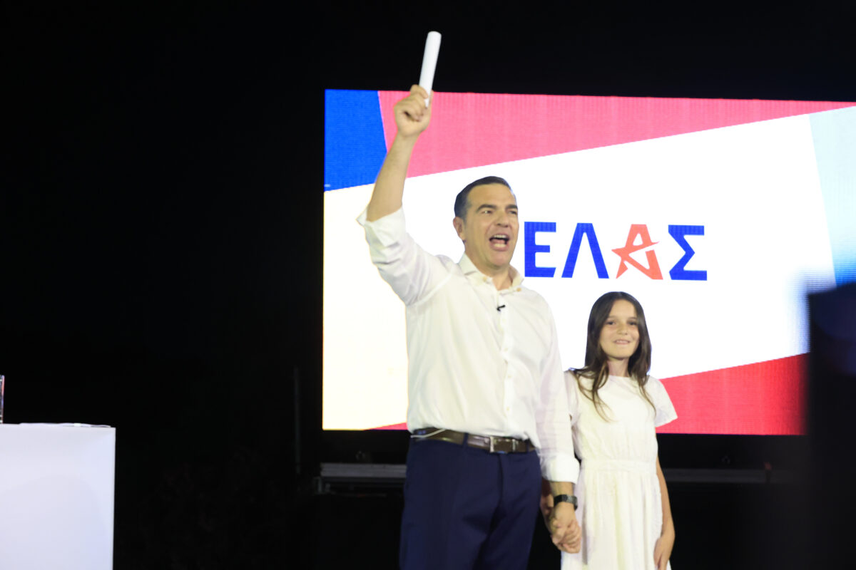 Ο Τσίπρας και η επιστροφή του… ΕΑΜ / ΕΛΑΣ