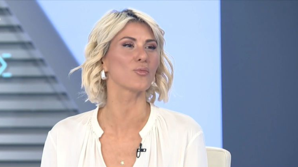 Κανδαράκη: Η πιο σκληρή βία είναι η σιωπή μέσα στο σπίτι – Οι γονείς ζητούν βοήθεια κυρίως για βαθμούς και ομοφυλοφιλία, όχι για τη χαρά των παιδιών