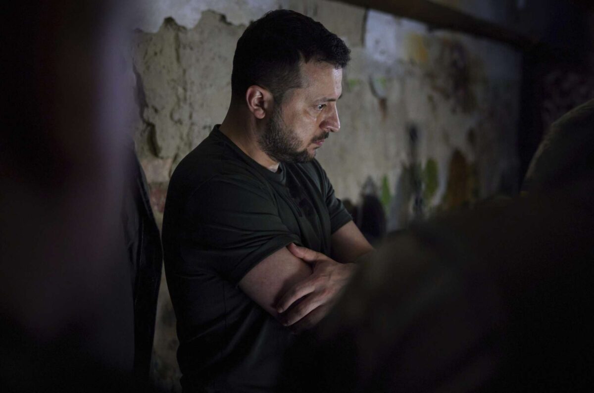 Ουκρανία: Ο Ζελένσκι δεν αποτελεί στόχο έρευνας για διαφθορά – Σε εξέλιξη οι έρευνες για τον πρώην προσωπάρχη του