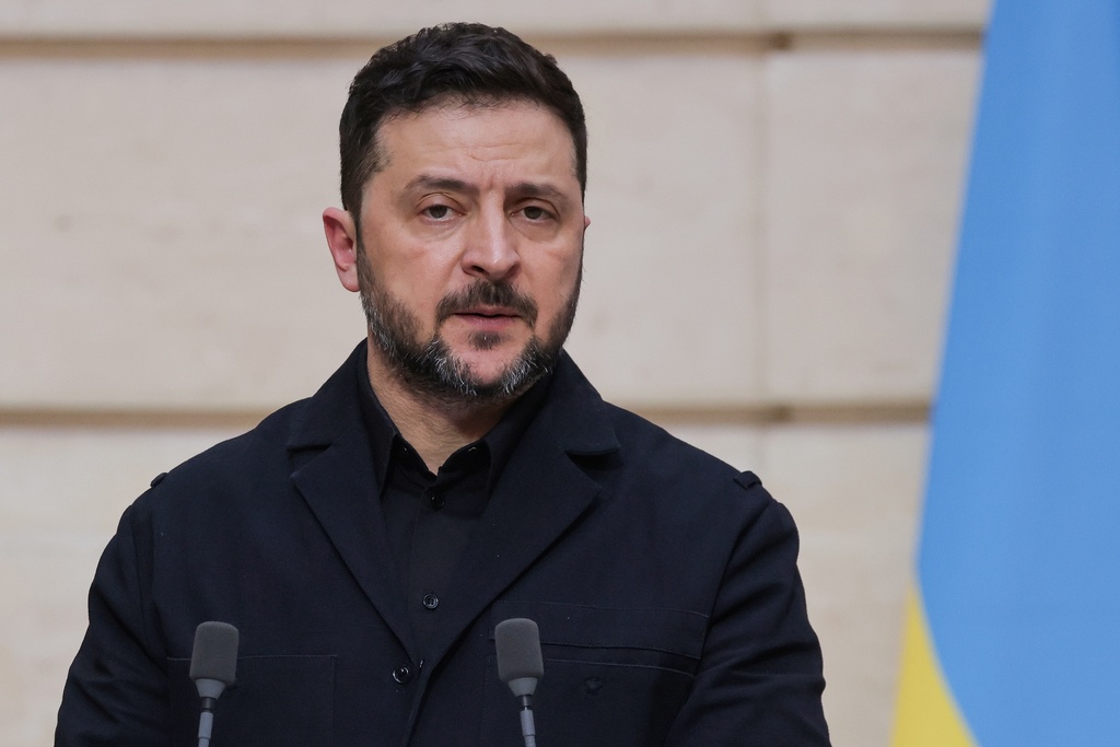 Ζελένσκι: Όχημα ανθρωπιστικής αποστολής του ΟΗΕ χτυπήθηκε από ρωσικά drones