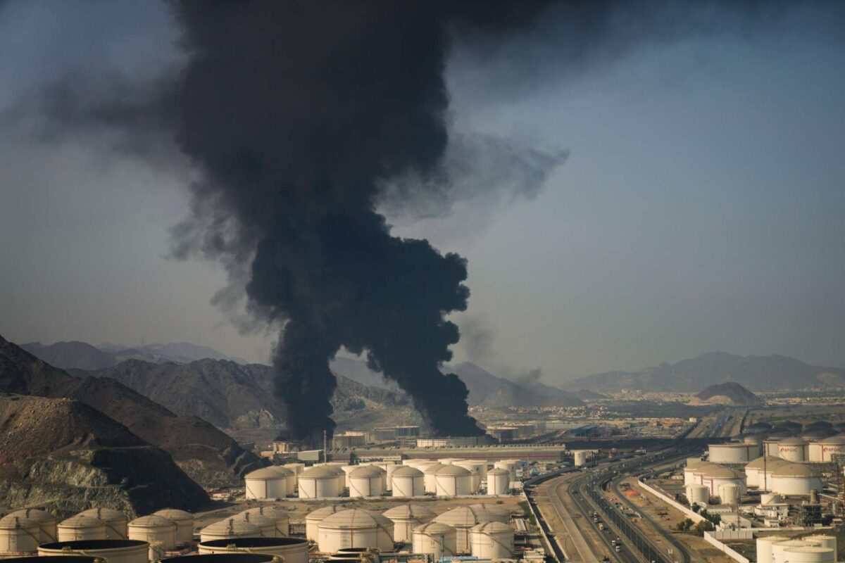 «To Ιράν ήθελε να στείλει μήνυμα» – Οι πιθανοί λόγοι για τους οποίους το Ιράν επιτέθηκε στα ΗΑΕ