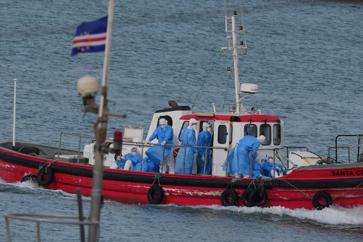 Χανταϊός: Μπαράζ συνεδριάσεων στην ΕΕ – Ιχνηλάτηση επαφών σε τρεις ηπείρους