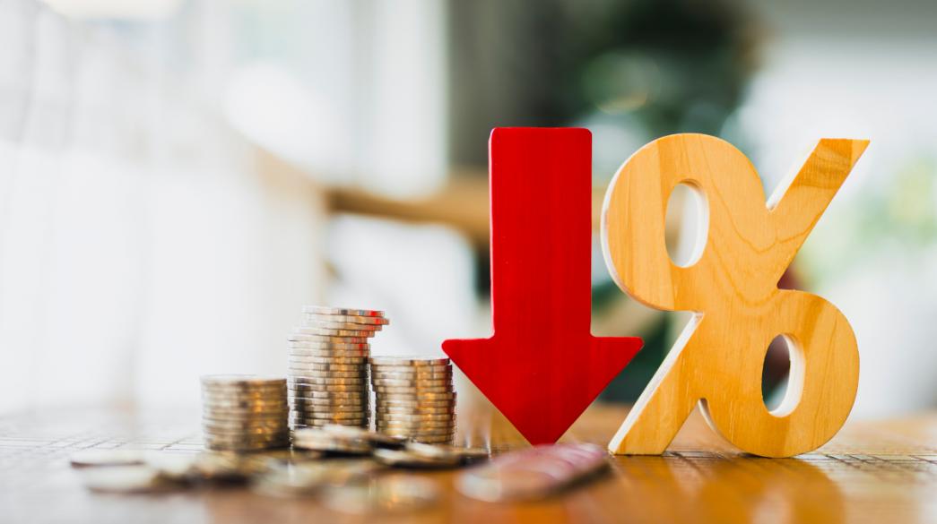 ΤτΕ: Μειώθηκε στο 4,08% το spread νέων καταθέσεων – δανείων τον Μάρτιο