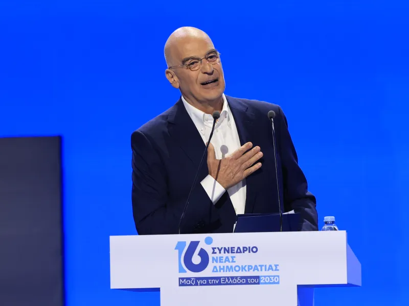 Ο Δένδιας ταρακούνησε τη δεύτερη μέρα του Συνεδρίου: Αιχμές για Άδωνι και Σκέρτσο