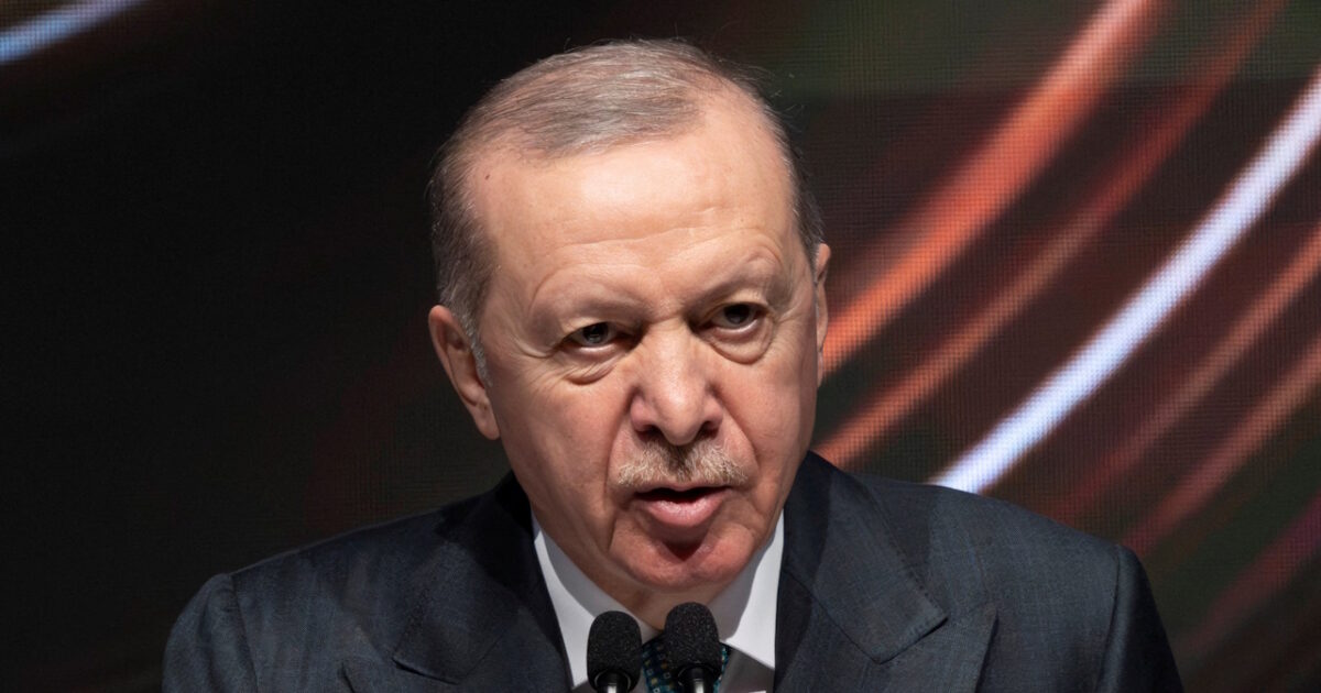 Bloomberg: Η Τουρκία προωθεί νομοσχέδιο για ΑΟΖ στα 200 ναυτικά μίλια