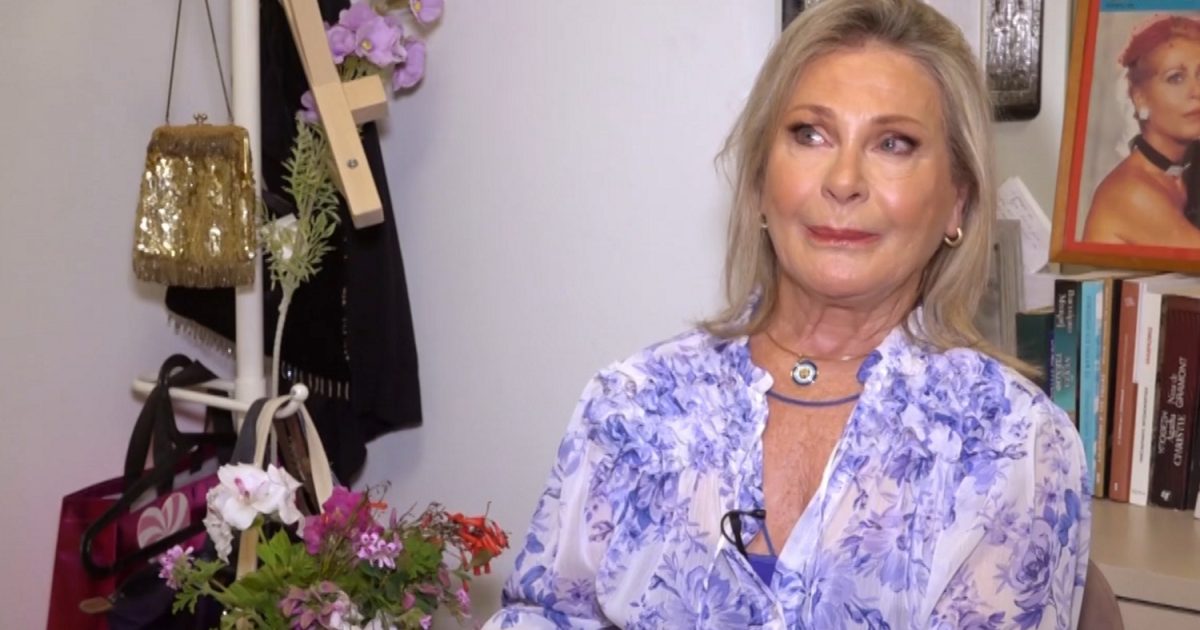 Ελένη Ερήμου: «Δεν υπήρξε ποτέ φλερτ με τον Τόλη Βοσκόπουλο, ήταν τότε με τη Ζωή Λάσκαρη»