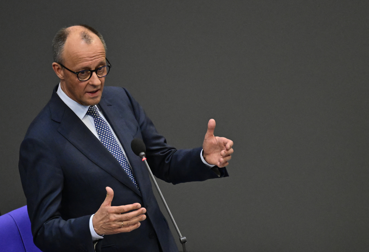 Γερμανία: Διακοπές λόγω αποδοκιμασιών στην ομιλία του καγκελάριου Μερτς σε Συνέδριο συνδικάτων