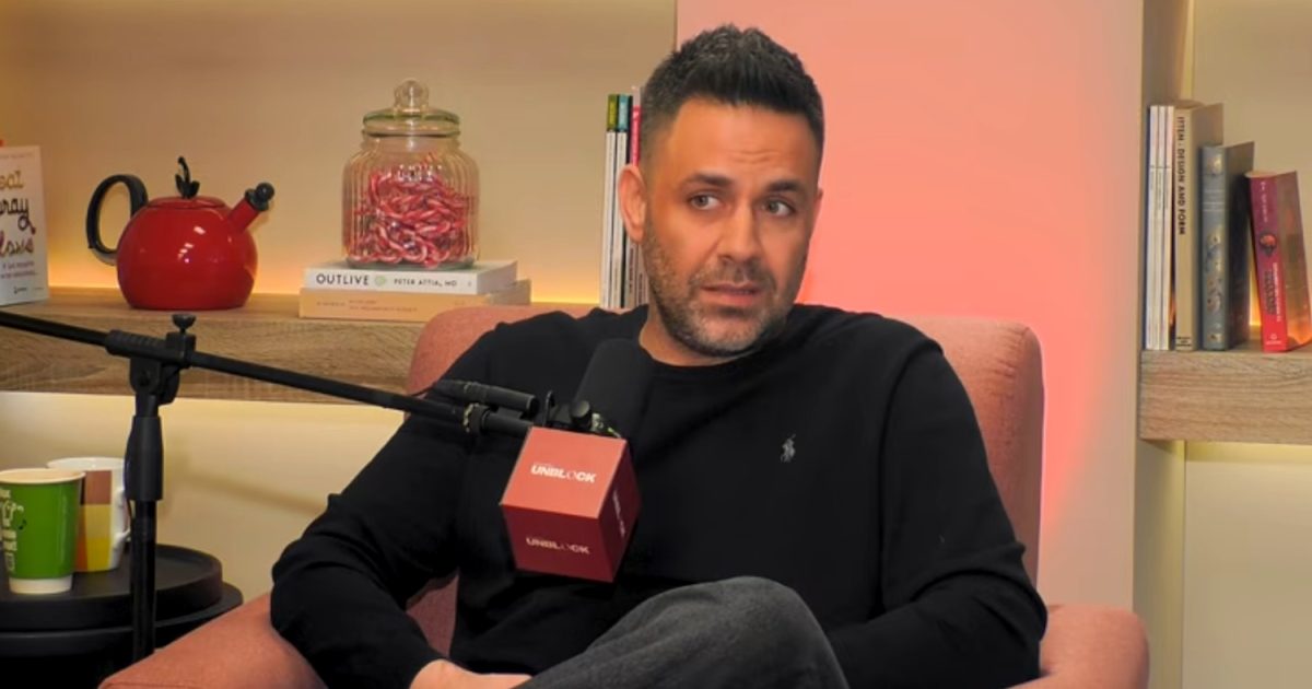 Σοκάρει ο Γιώργος Γιαννιάς: «Γνωστός δημοσιογράφος επί τέσσερα χρόνια με έπαιρνε τηλέφωνο και αυνανιζόταν»