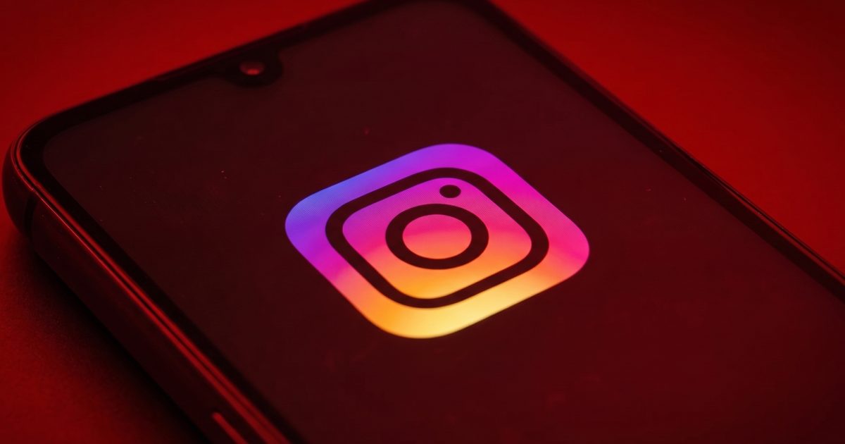 Instagram: «Τέλος» στα reposts