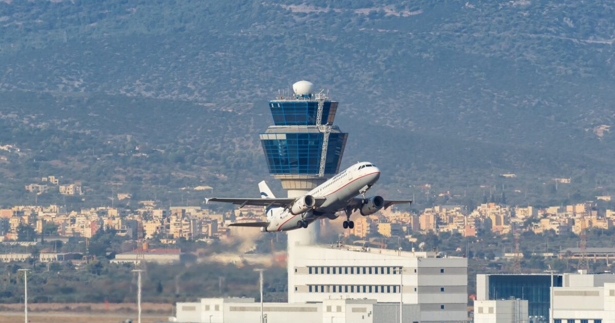 Μείωση πτήσεων και «λουκέτα» σε αεροπορικές εταιρείες –   Πως αντιμετωπίζουν το υπέρογκο κόστος των καυσίμων
