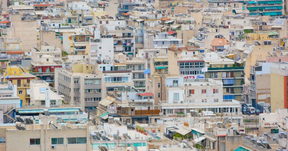 Κοινωνική αντιπαροχή: Οι όροι για τα κοινωνικά ακίνητα που θα βγουν στην αγορά – Η ΚΥΑ που καθορίζει το περιεχόμενο των συμβάσεων