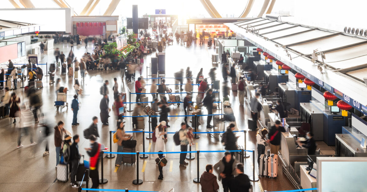 Fraport Greece: Άνοδος 3,2% στην επιβατική κίνηση τον Απρίλιο παρά τις πιέσεις από τη Μέση Ανατολή