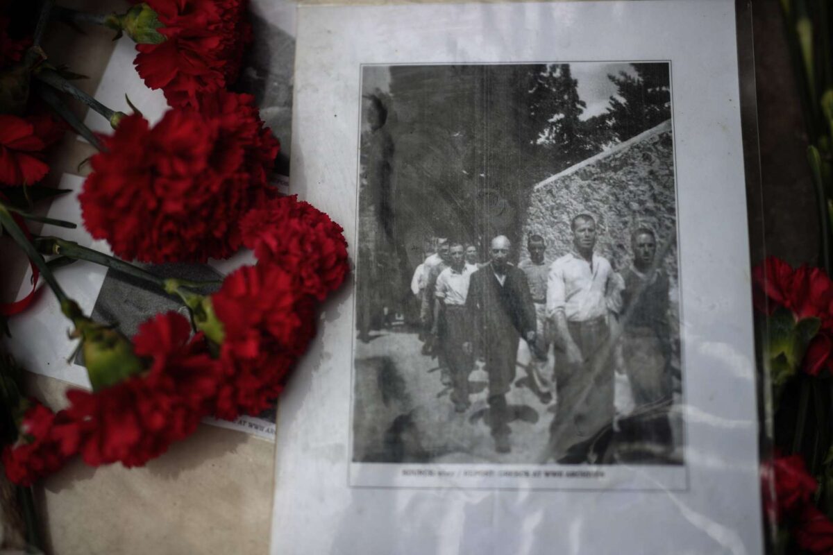 Καισαριανή: Συγκίνηση για το φωτογραφικό υλικό των 200 αγωνιστών που εκτελέστηκαν την Πρωτομαγιά του ’44