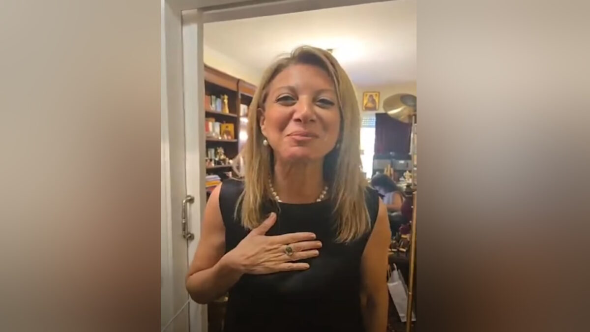 Όλα τα «μπουμπούκια» ανθίζουν στο κόμμα Καρυστιανού