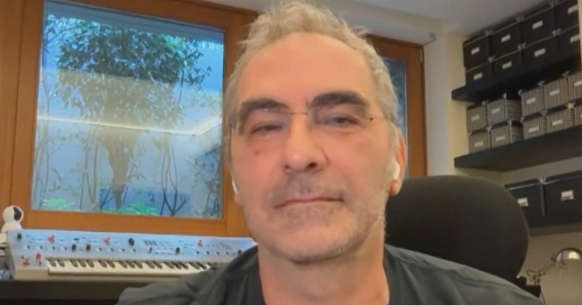 Eurovision 2026 – Δημήτρης Κοντόπουλος: «Το μπέρδεμα στα στοιχήματα μάλλον γίνεται επειδή σταμάτησαν να δείχνουν τις πρόβες»