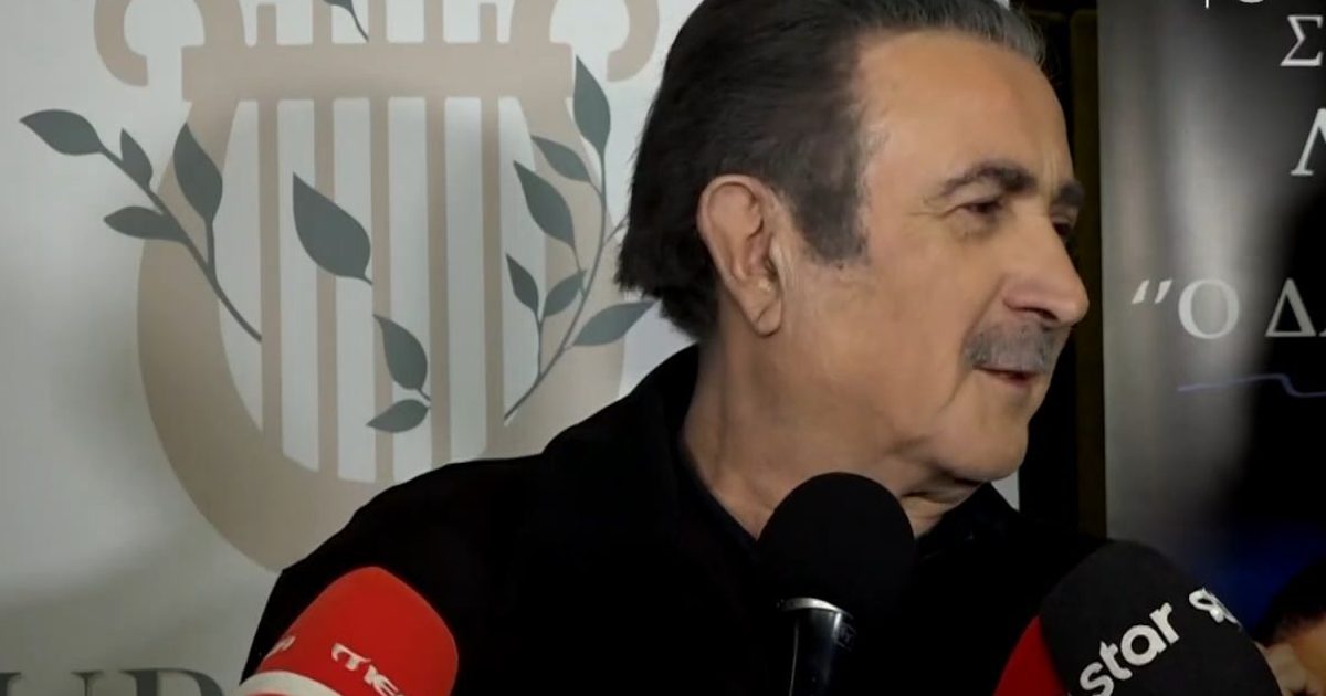 Λάκης Λαζόπουλος: «Από τι να κουραστώ, να ανεβαίνω σκαλοπάτια; Θα ’παιρνα ένα θέατρο πιο ίσιο»
