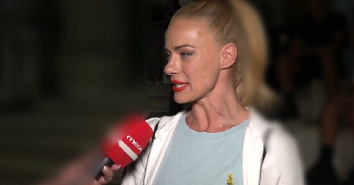 Ζέτα Μακρυπούλια: «Χαίρομαι που στο δρόμο μου μιλάνε και για το Moments, εκτός από το Ρουκ Ζουκ»