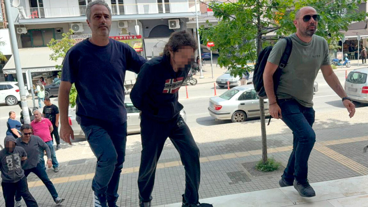 Τον πυροβόλησαν και τον πέταξαν στον Λουδία επειδή τους έκλεψε περιστέρια: Τι ισχυρίζονται οι δύο κατηγορούμενοι