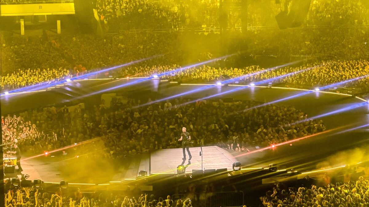 Metallica: Μια νύχτα στο ΟΑΚΑ που θα μείνει χαραγμένη στη μνήμη – Αποθέωση από 80.000 θεατές