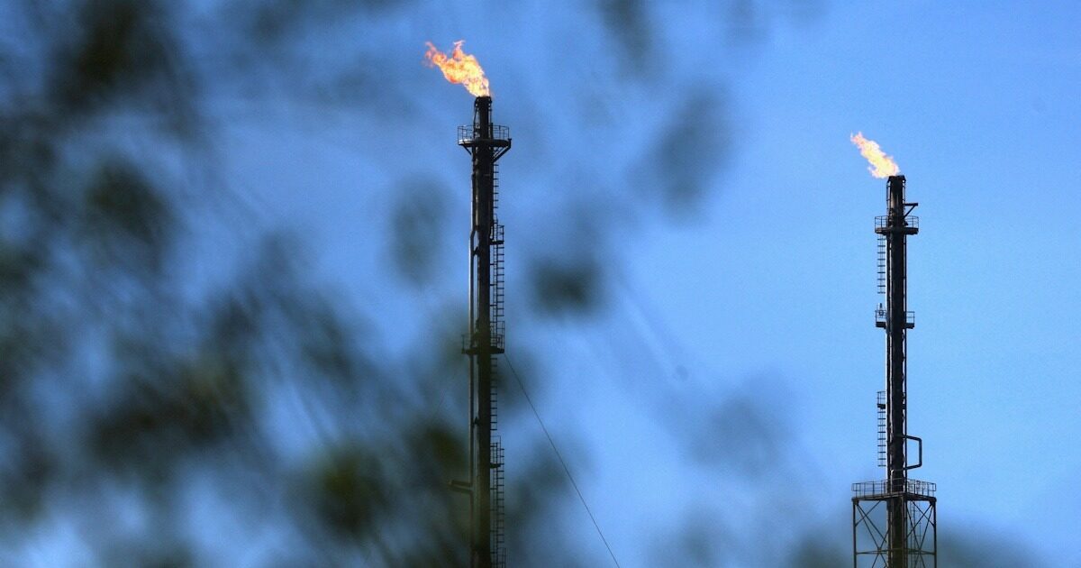 Το πετρέλαιο κάνει νέο άλμα: Προς τα 110 δολάρια οδεύει πάλι το Brent με ώθηση από τα αντικρουόμενα μηνύματα ΗΠΑ και Ιράν