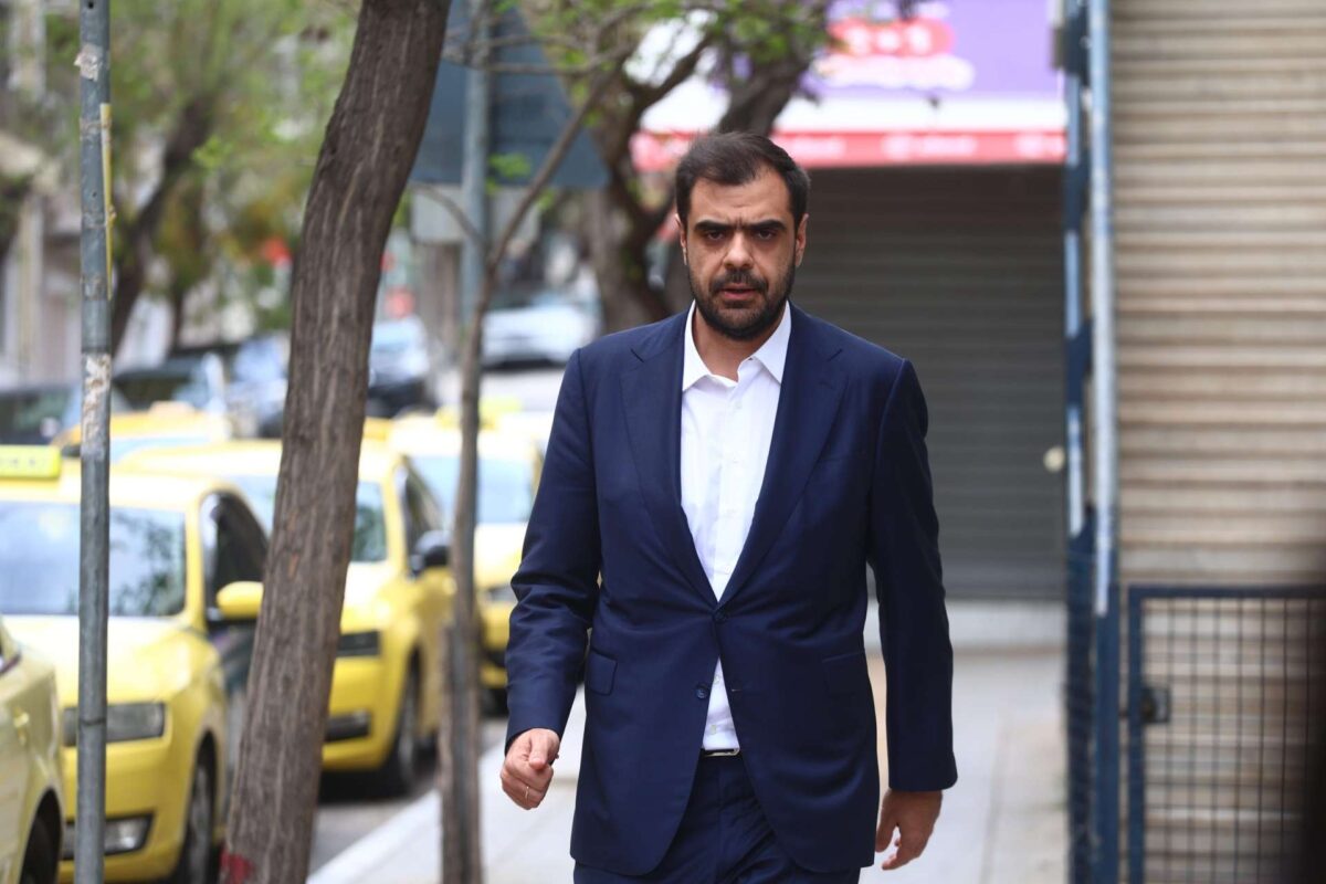 Μαρινάκης στο ΠΑΣΟΚ για το ακίνητο Ανδρουλάκη: Κουβέντα για την ταμπακέρα, πετάνε την μπάλα στην εξέδρα