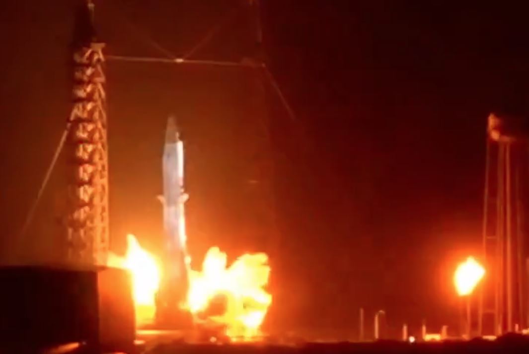 Φλόριντα: Έκρηξη σε πύραυλο της Blue Origin κατά τη διάρκεια δοκιμής στο Ακρωτήριο Κανάβεραλ