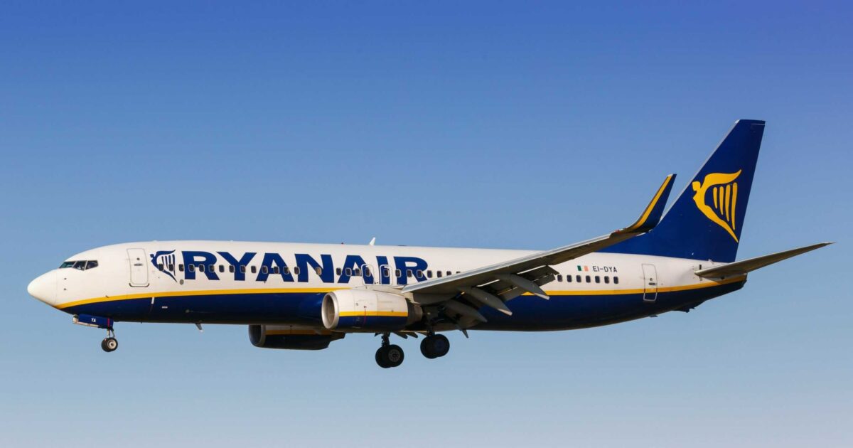 Η Ryanair κλείνει τη βάση της στη Θεσσαλονίκη